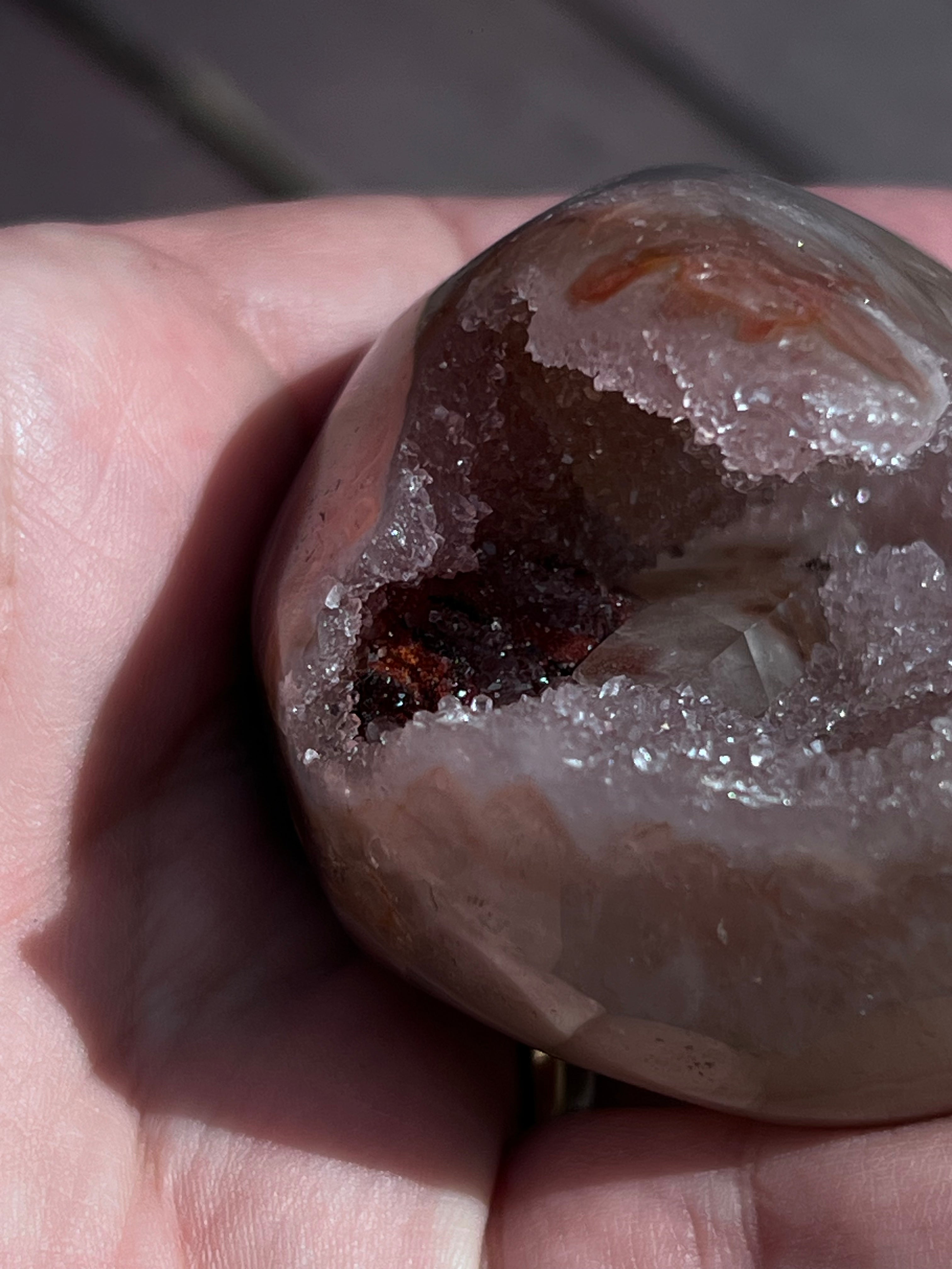 The Crimson Calcite Prism (Hand-Polished Full Body Unikat)