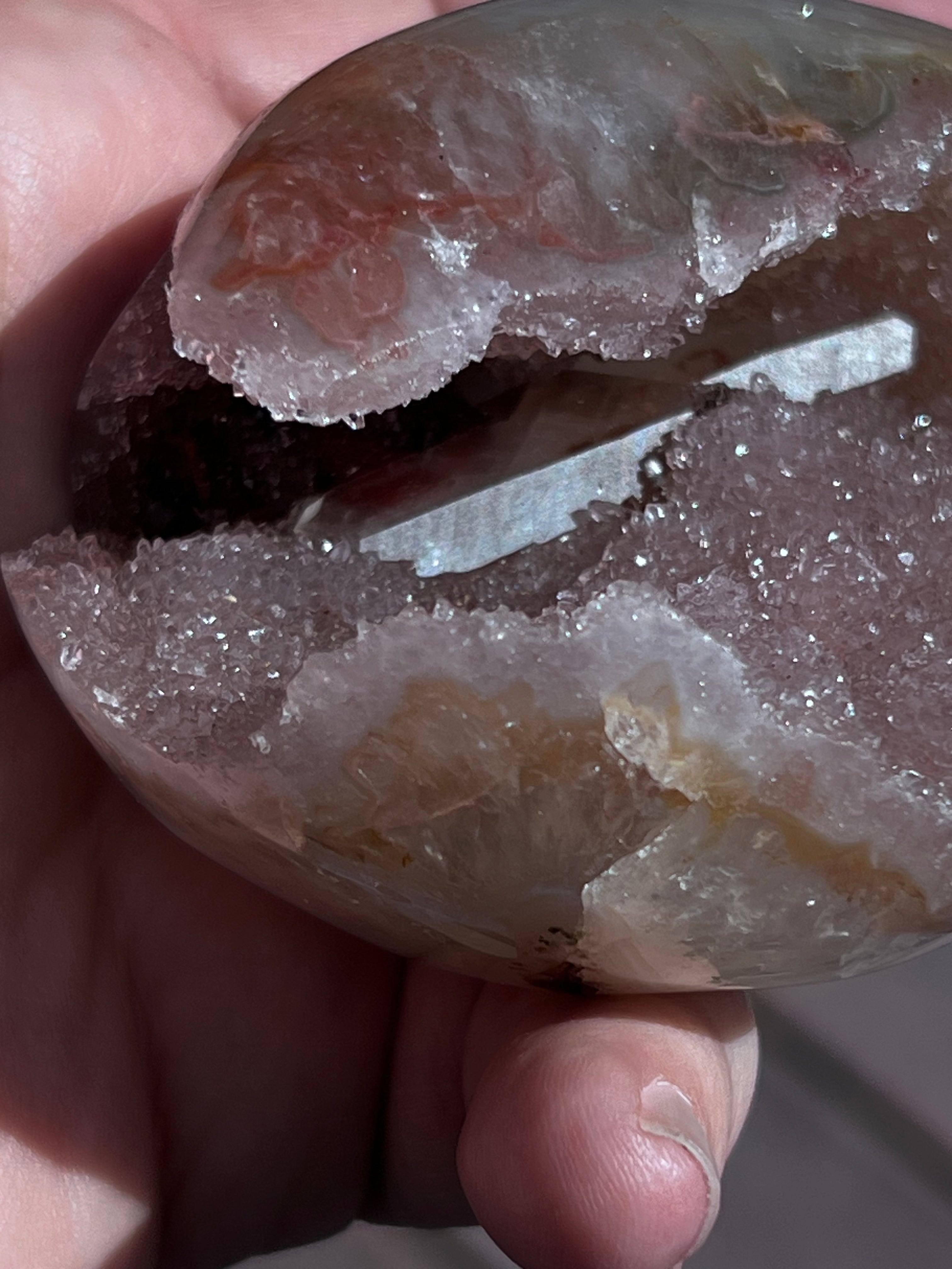 The Crimson Calcite Prism (Hand-Polished Full Body Unikat)