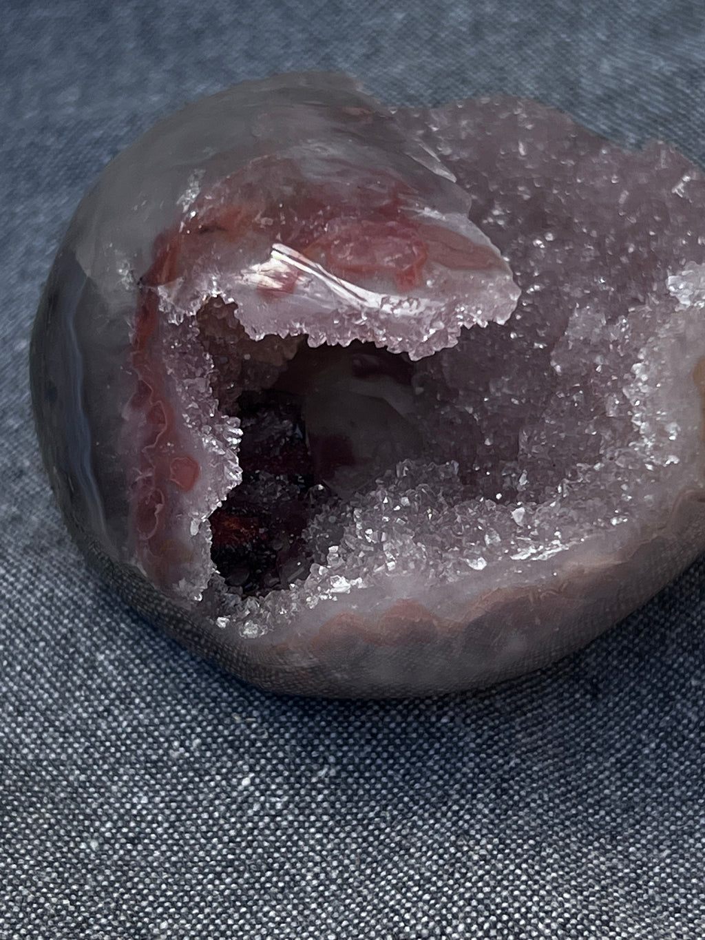 The Crimson Calcite Prism (Hand-Polished Full Body Unikat)