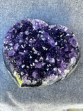 ARTIGAS DEEP VIOLET HEART — 623 g Q1 AAA Amethyst